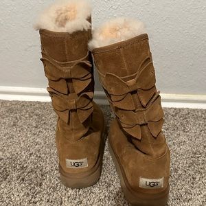 Bow Ugg boots